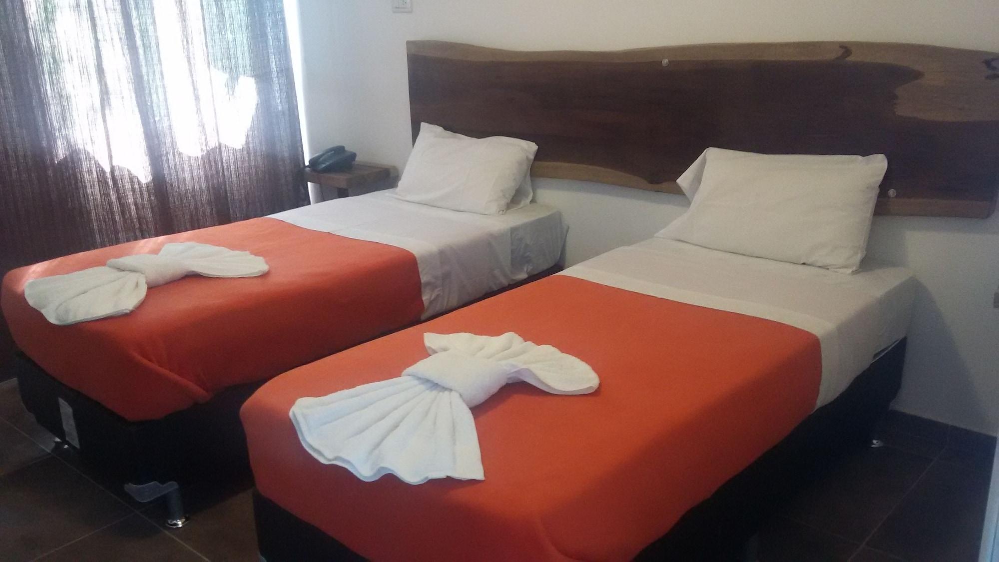 Kelta Hotel Puerto Iguazu Centro Buitenkant foto